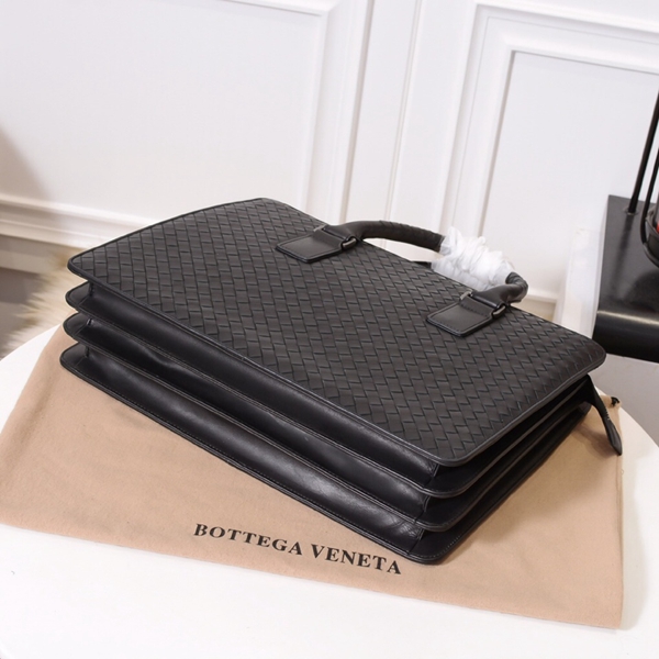 ボッテガヴェネタバッグ内部構造